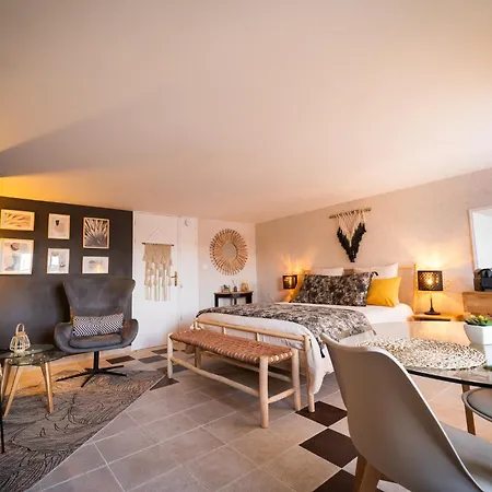 Bed & Breakfast Chateau Papounan