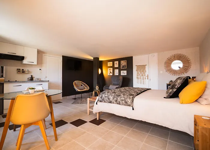 Château Papounan Couette-café